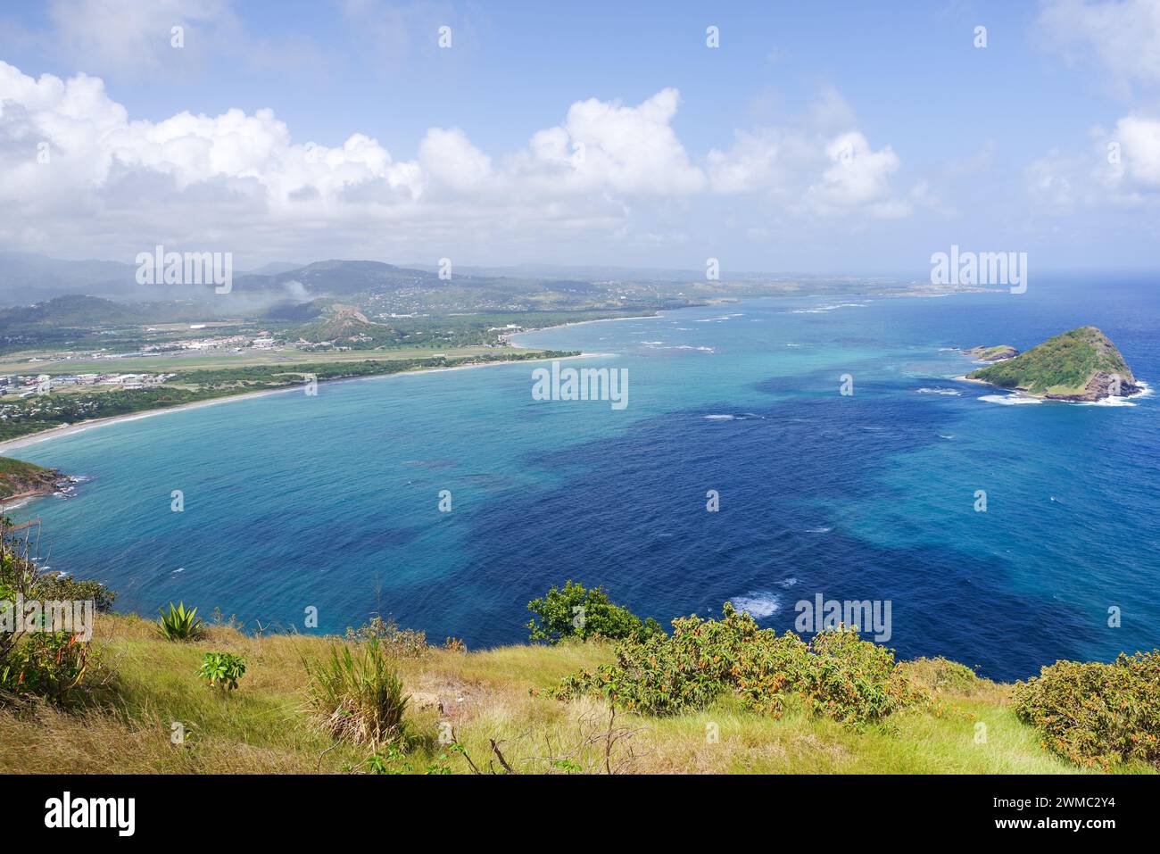 Blick auf die Südostküste und die Maria-Inseln vom Kap Moule-a-chique - Saint Lucia, Westindien Stockfoto