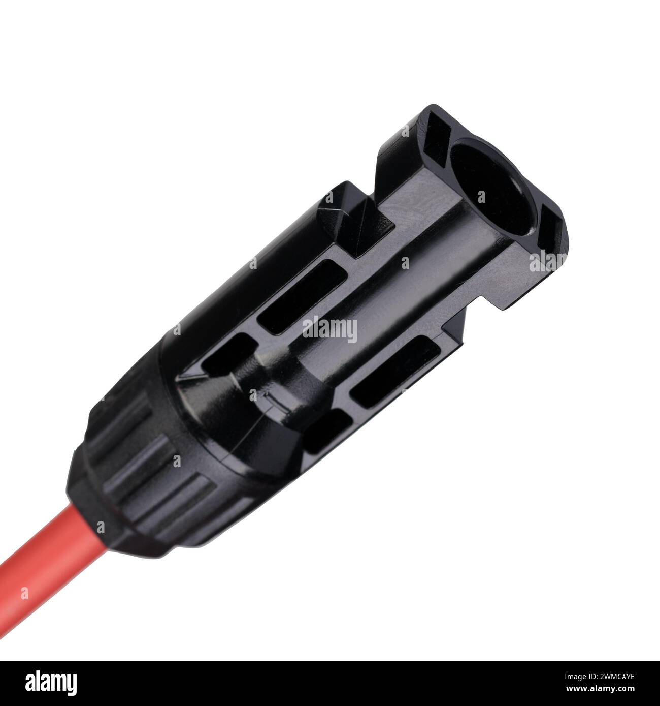 Nahaufnahme des MC4-Steckverbinders des Solarmoduls. Buchsenstecker Stockfoto