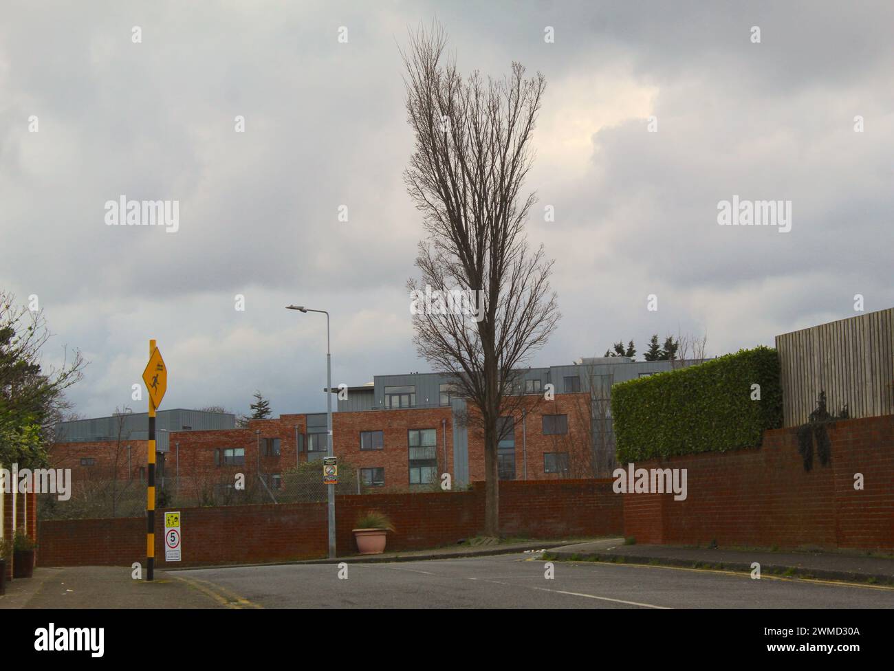 Dublin, Irland - 24. Februar 2024: Ein Foto einer Gruppe von Gebäuden in einer Stadtlandschaft in Dublin. Stockfoto