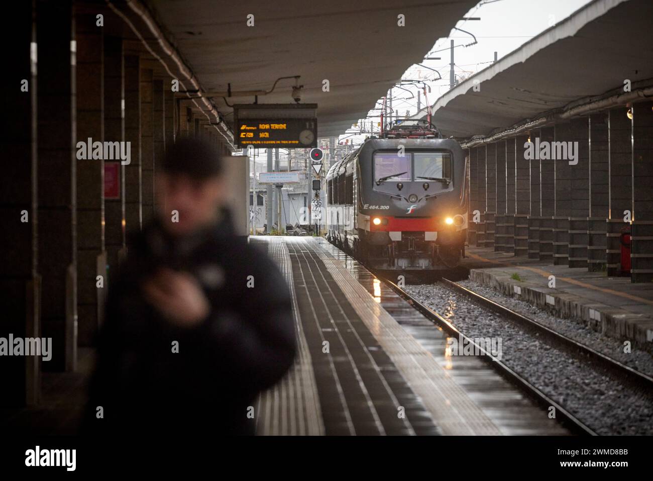 Italien bahnhof Fotos und Bildmaterial in hoher Auflösung Alamy