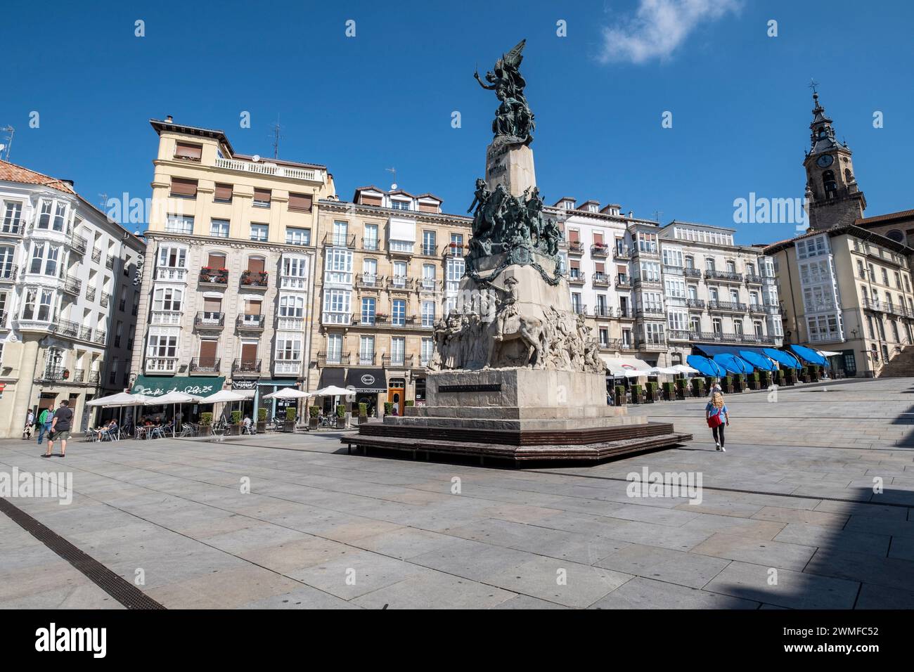 Plaza de la Virgen Blanca und Denkmal für die Schlacht von Vitoria, Vitoria, Alava, baskenland, spanien Stockfoto