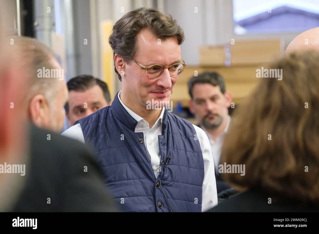 Besuch des Nordrhein-westfälischen Ministerpräsidenten Hendrik Wüst (CDU) auf dem Ausbildungscampus der Handwerkskammer Köln Stockfoto