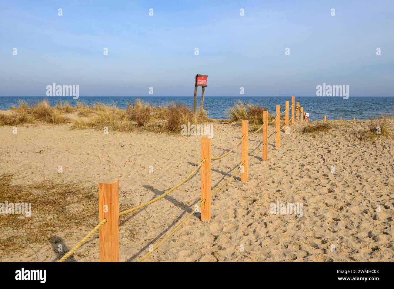 Mechelinki Meadows Nature Reserve - ein Naturschutzgebiet im Bereich des Seaside Landscape Park am Ufer der Bucht von Puck in Mechelinki Villa Stockfoto