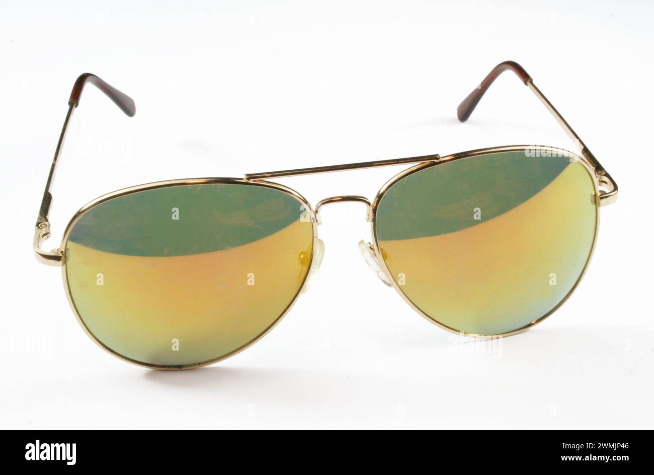 Trendige, modische Sonnenbrille, modisches Sommerkonzept Stockfoto
