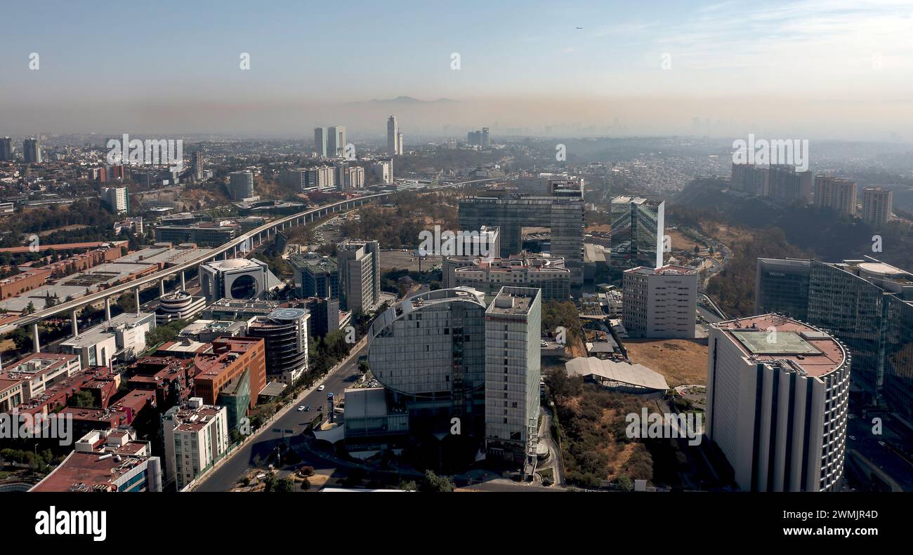 Luftverschmutzung über Mexiko-Stadt, Mexiko Stockfoto
