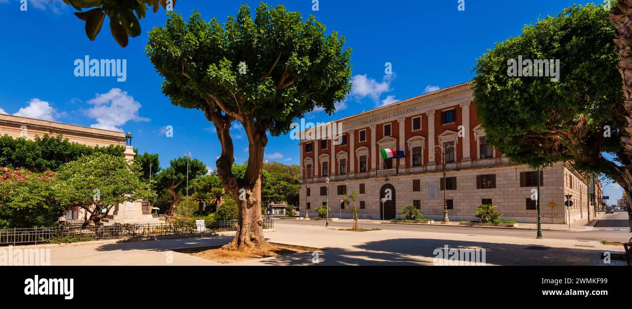 Gebietsbüro der Regierung von Trapani - Palazzo del Governo, Stadt Trapani; Trapani, Sizilien, Italien Stockfoto