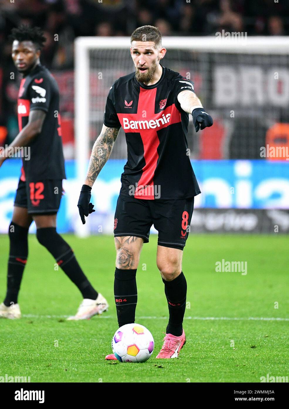 Bundesliga, BayArena Leverkusen; Bayer Leverkusen vs FSV Mainz 05; Robert Andrich (LEV) Stockfoto