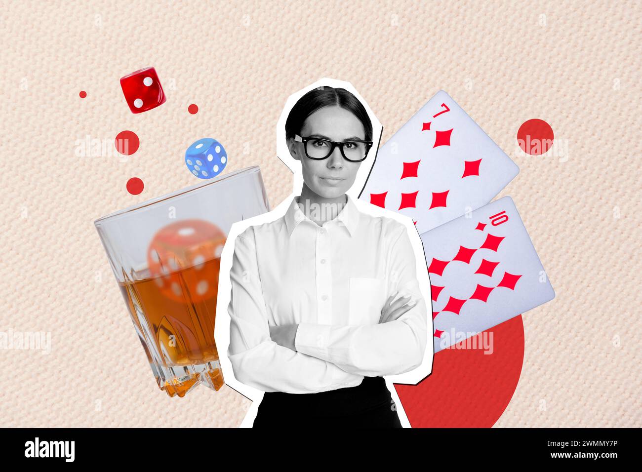 Kreative Collage Bild Illustration monochrome Effekt Silhouette ernsthafte Bürokleidung Frau Cross Hand Spiel Poker trinken Alkohol Skizze Stockfoto