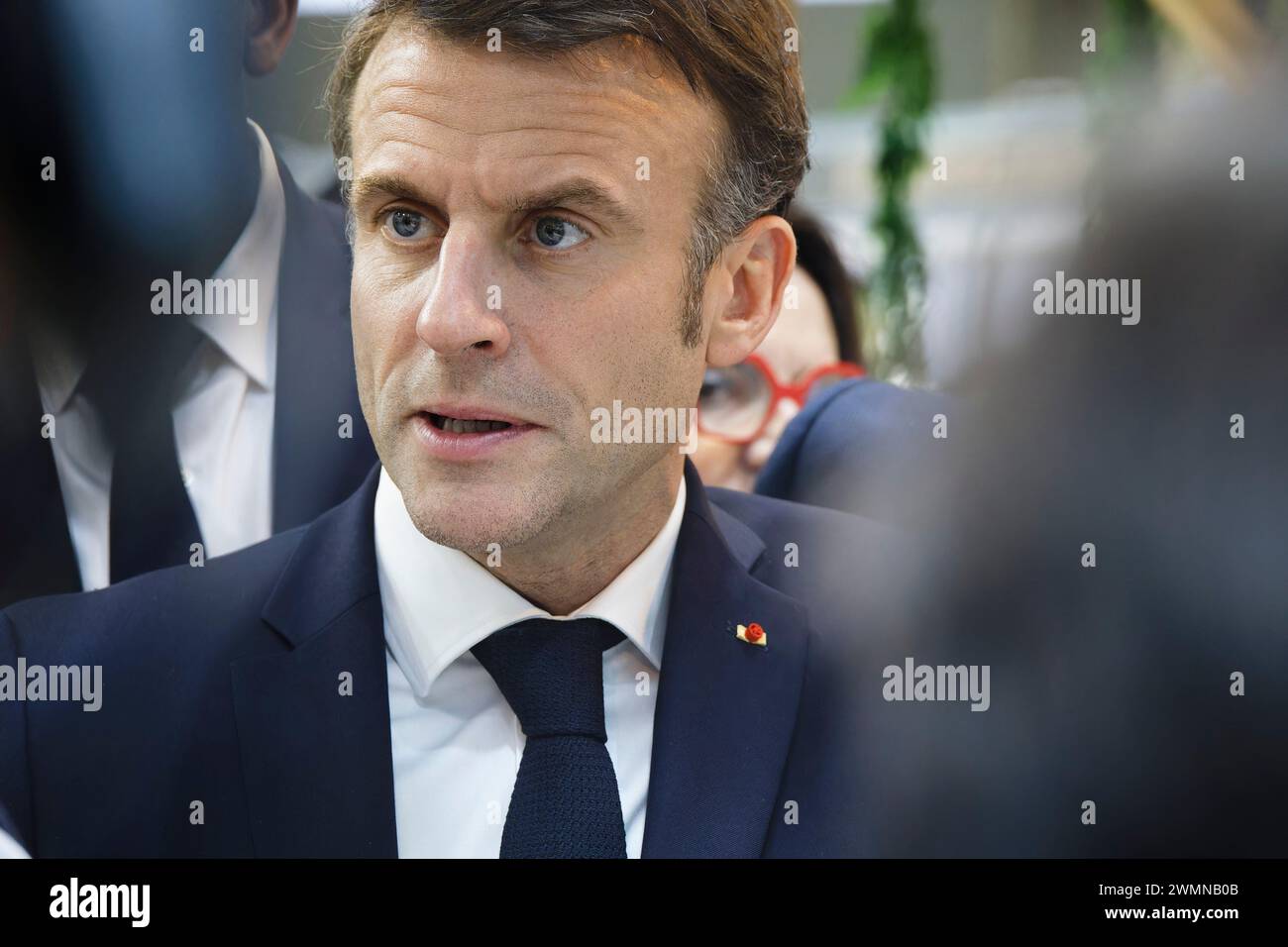 Paris, Frankreich. Februar 2024. Einweihung der 60. Landwirtschaftsausstellung durch den französischen Präsidenten Emmanuel Macron im Messezentrum in Paris. Stockfoto
