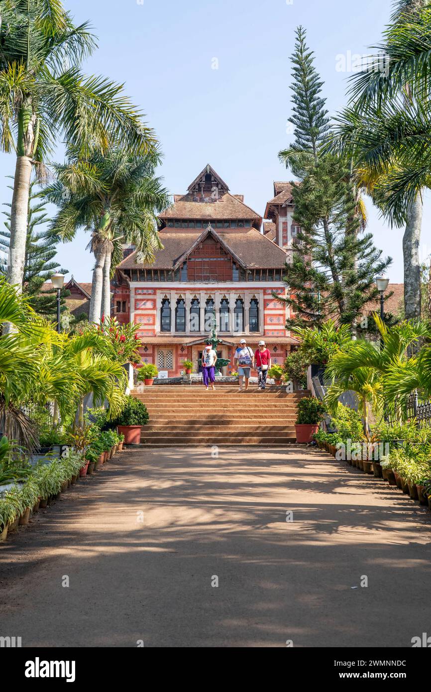 Der Kanakakkunnu Palace ist ein Palast in der Nähe des Napier Museums im Thiruvananthapuram District des indischen Bundesstaates Kerala. Es ist berühmt für seine kulturelle Gastfreundschaft. Stockfoto