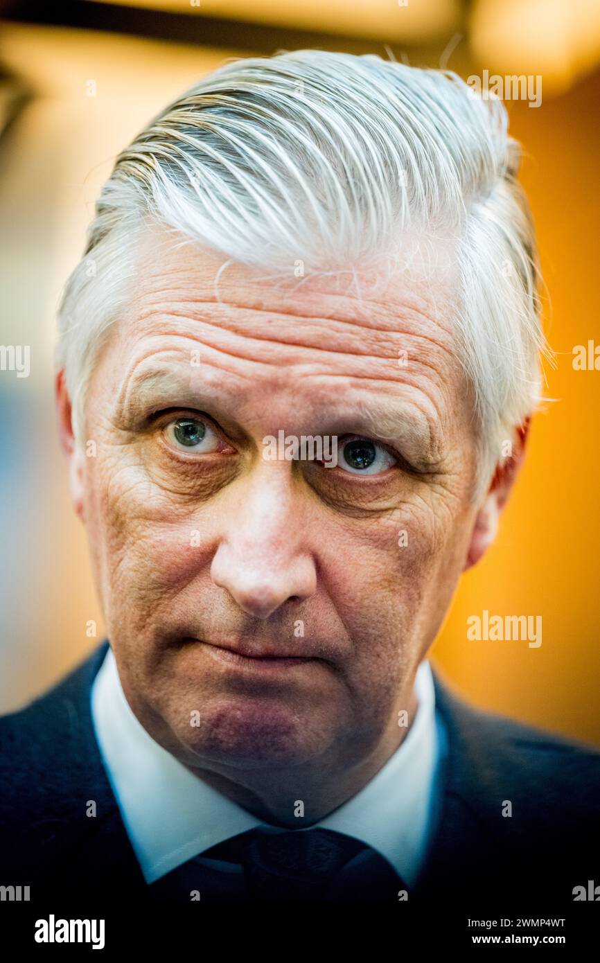 Den Haag, Niederlande. Februar 2024. König Philippe - Filip von Belgien, Bild bei einem königlichen Besuch im Europol-Hauptquartier in den Haag, Niederlande, Dienstag, den 27. Februar 2024. Europol ist die Europäische Polizeiagentur, die die Mitgliedstaaten der Europäischen Union bei der Verhütung und Bekämpfung aller Formen der schweren organisierten und internationalen Kriminalität, der Cyberkriminalität und des Terrorismus unterstützen soll. Bei diesem Besuch werden die Arbeit der Agentur und ihre Arbeitsweise erläutert, bevor ein Treffen mit Belgiern stattfindet, die dort arbeiten. BELGA FOTO JASPER JACOBS Credit: Belga News Agency/Alamy Live News Stockfoto