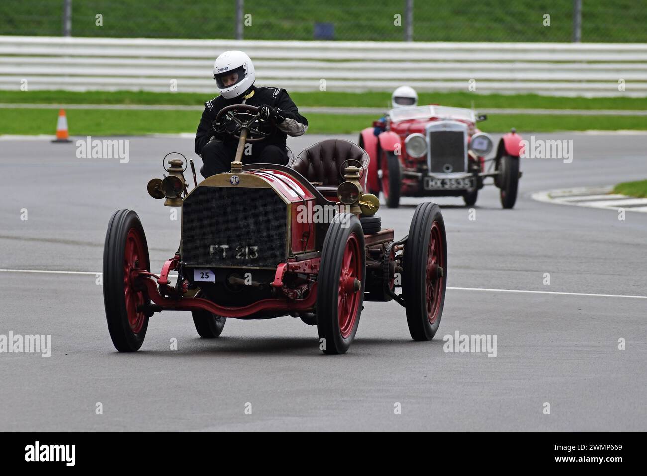 Luke Roberts, Bianchi 28/40, die Pomeroy Trophy wurde 1952 zum ersten Mal in Betrieb genommen. Es handelt sich um Autos aller Epochen und Typen, darunter den Vintage Sports Car Club, VSCC, Firs Stockfoto