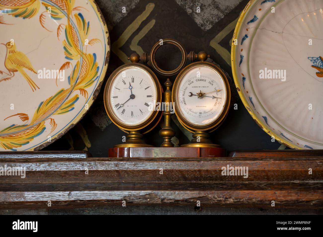 Barometer in Charleston, East Sussex, England Stockfoto