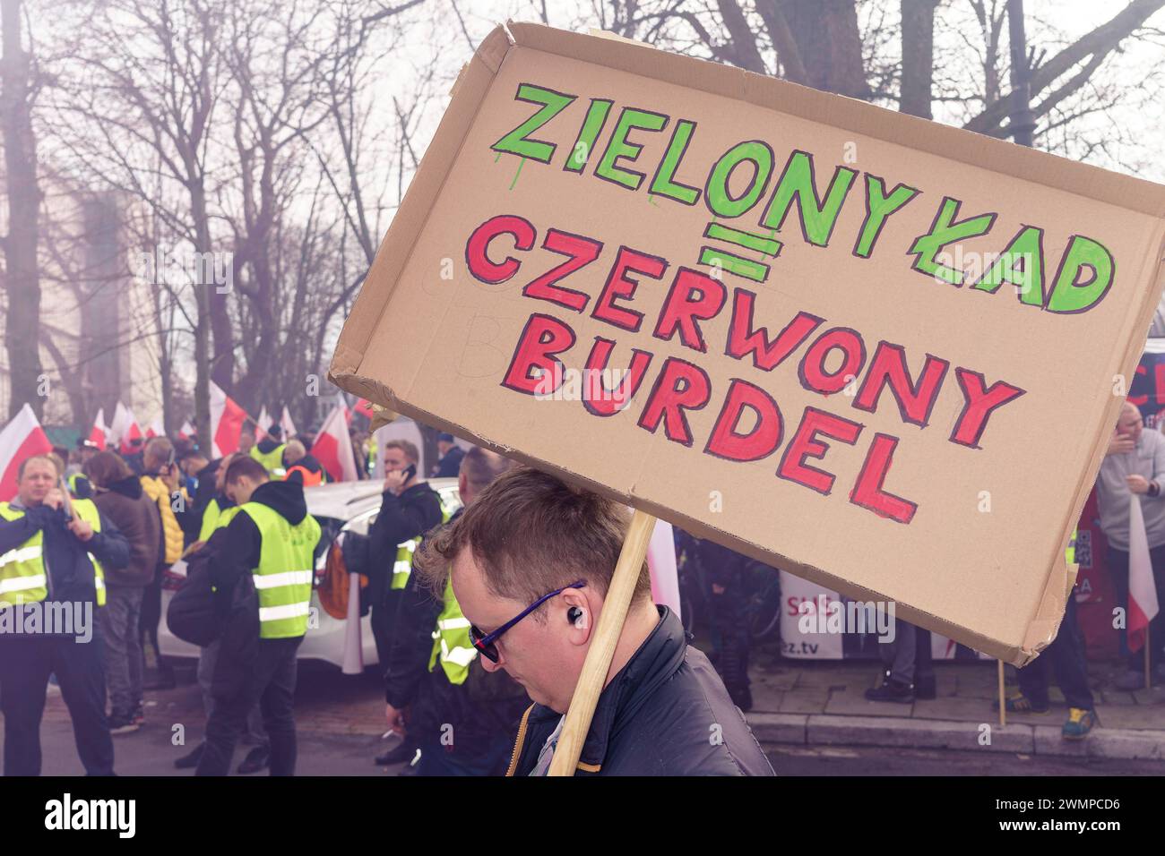 Green Deal Red Bordell. Protest polnischer Bauern gegen den Green Deal. Warschau Polen Copyright: XMikolajxJaneczekx Stockfoto
