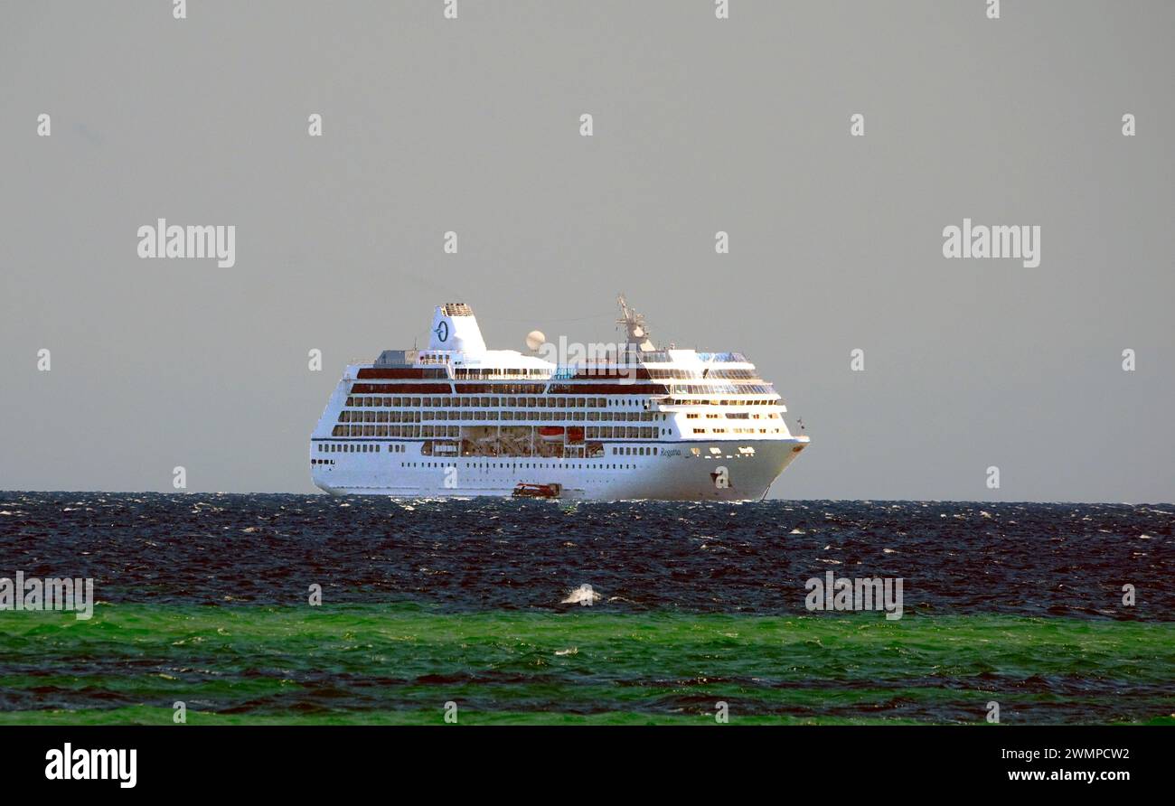 Oceania Regatta Cruise Ship in Busselton Australia Western Australia Indian Ocean ausgeschrieben Stockfoto