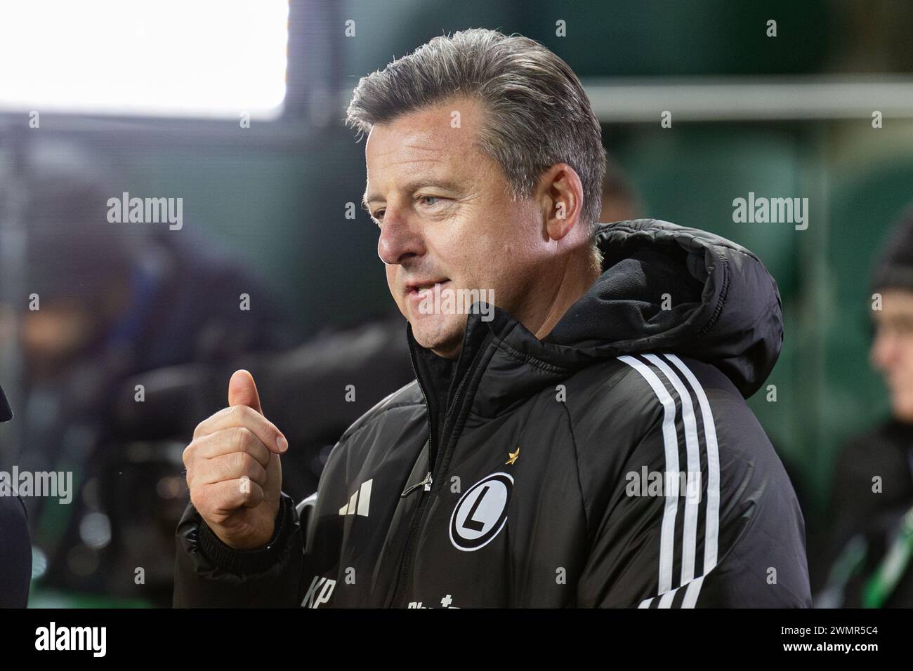 Kosta Runjaic Coach von Legia wurde im Play-off-Spiel der UEFA Europa Conference League zwischen Legia Warszawa und Molde FK im Marschall Jozef Pilsudski Legia Warschau Municipal Stadium gesehen. Endpunktzahl; Legia Warszawa 0:3 Molde FK. Stockfoto