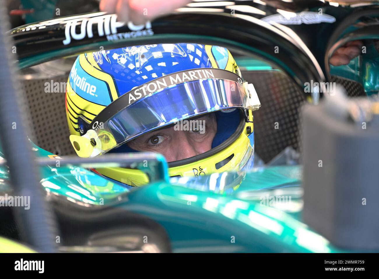 Sakhir, Bahrain. Februar 2024. BAHRAIN, Sakhir, 22. Februar: Nr. 14, Fernando ALONSO, ESP, Aston Martin Formel 1-Team, am zweiten Tag der F1-Tests auf dem Bahrain International Circuit am 22. Februar 2024 in Bahrain, Formel 1-Vorsaison-Tests, Bild & Copyright Jerry ANDRE/ATP Images (ANDRE Jerry/ATP/SPP) Credit: SPP Sport Press Photo. /Alamy Live News Stockfoto