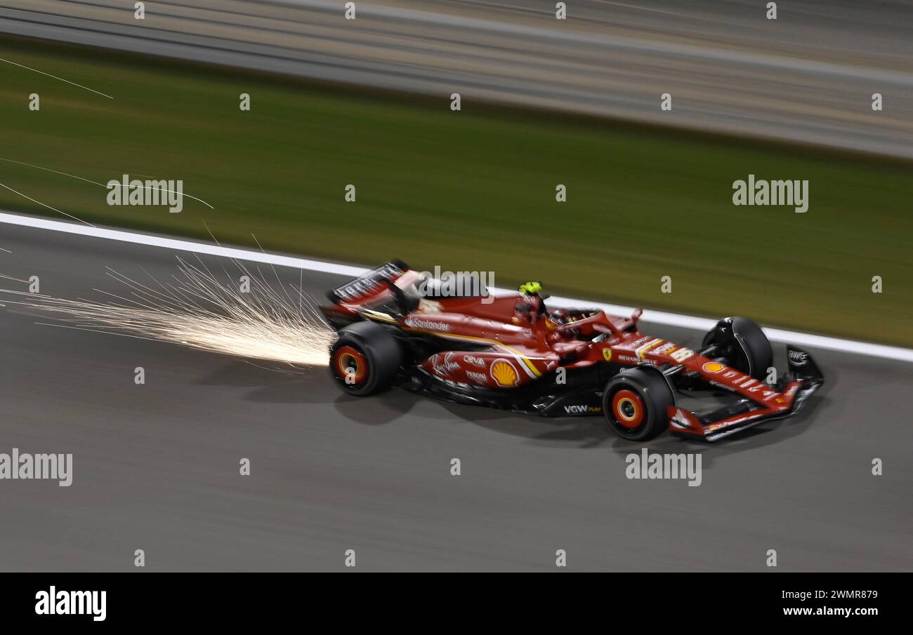 Sakhir, Bahrain. Februar 2024. BAHRAIN, Sakhir, 22. Februar: #55, Carlos SAINZ Jr., ESP, Team Scuderia Ferrari, SF-24 am zweiten Tag der F1-Tests auf dem Bahrain International Circuit am 22. Februar 2024 in Bahrain, Formel-1-Vorsaison-Tests, Bild & Copyright Jerry ANDRE/ATP Images (ANDRE Jerry/ATP/SPP) Credit: SPP Sport Press Photo. /Alamy Live News Stockfoto