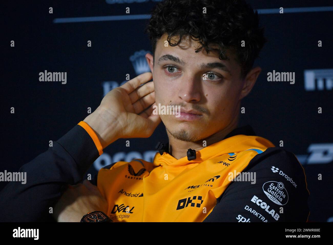Sakhir, Bahrain. Februar 2024. BAHRAIN, Sakhir, 22. Februar: # 4, Lando NORRIS, GBR, McLaren F1 Team, MCL38, am zweiten Tag der F1-Tests auf dem Bahrain International Circuit am 22. Februar 2024 in Bahrain, Formel 1-Vorsaison-Tests, Bild & Copyright Jerry ANDRE/ATP Images (ANDRE Jerry/ATP/SPP) Credit: SPP Sport Press Photo. /Alamy Live News Stockfoto