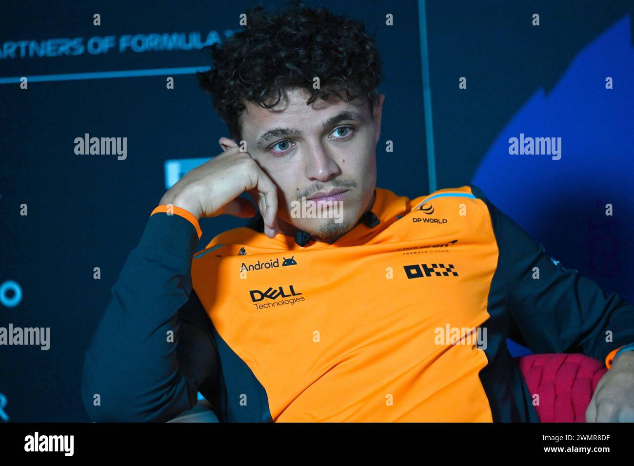 Sakhir, Bahrain. Februar 2024. BAHRAIN, Sakhir, 22. Februar: # 4, Lando NORRIS, GBR, McLaren F1 Team, MCL38, am zweiten Tag der F1-Tests auf dem Bahrain International Circuit am 22. Februar 2024 in Bahrain, Formel 1-Vorsaison-Tests, Bild & Copyright Jerry ANDRE/ATP Images (ANDRE Jerry/ATP/SPP) Credit: SPP Sport Press Photo. /Alamy Live News Stockfoto