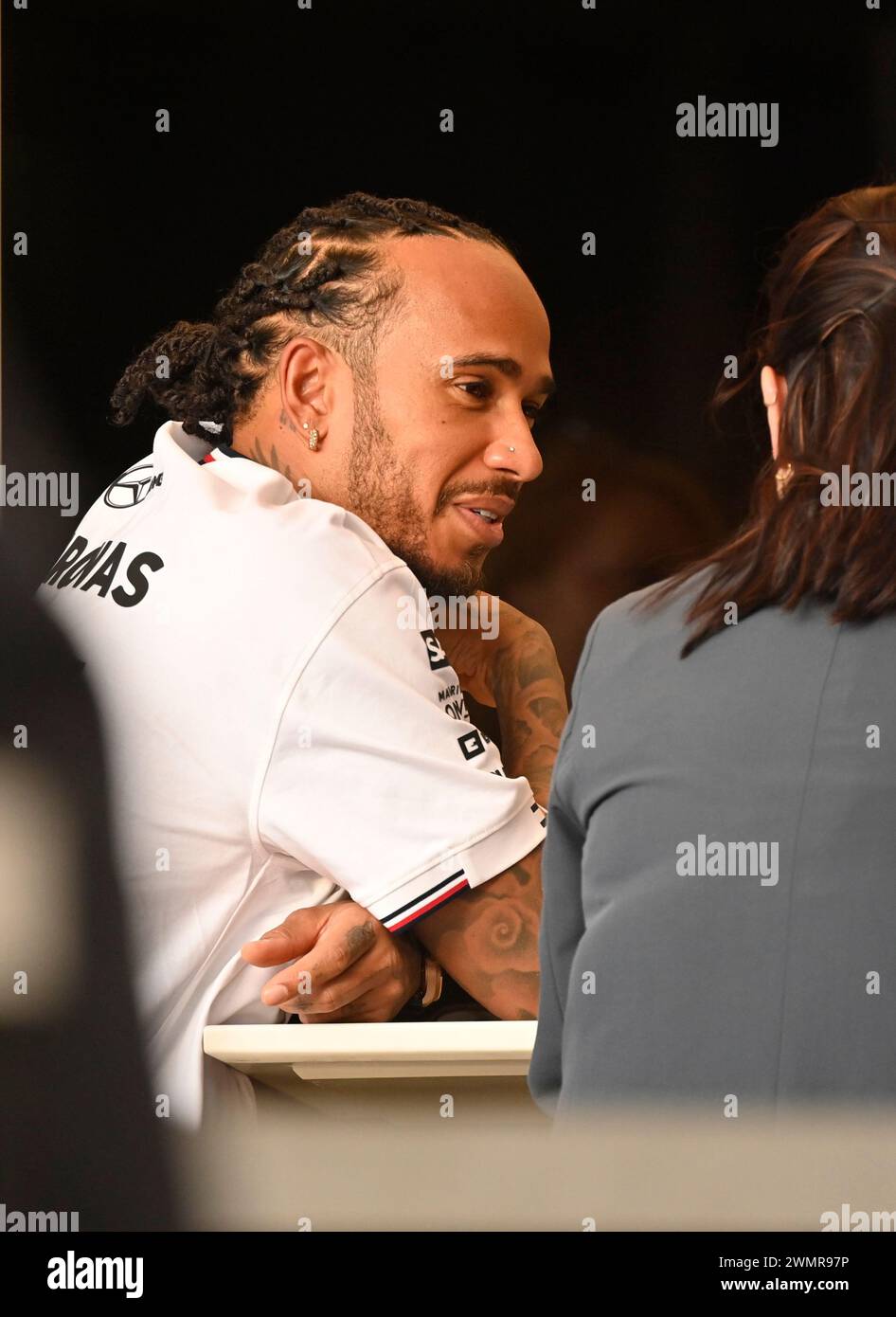 Sakhir, Bahrain. Februar 2024. BAHRAIN, Sakhir, 22. Februar: #44, Lewis HAMILTON, GBR, Mercedes AMG F1 Team am zweiten Tag der F1-Tests auf dem Bahrain International Circuit am 22. Februar 2024 in Bahrain, Formel 1-Vorsaison-Tests, Bild & Copyright Jerry ANDRE/ATP Images (ANDRE Jerry/ATP/SPP) Credit: SPP Sport Press Photo. /Alamy Live News Stockfoto