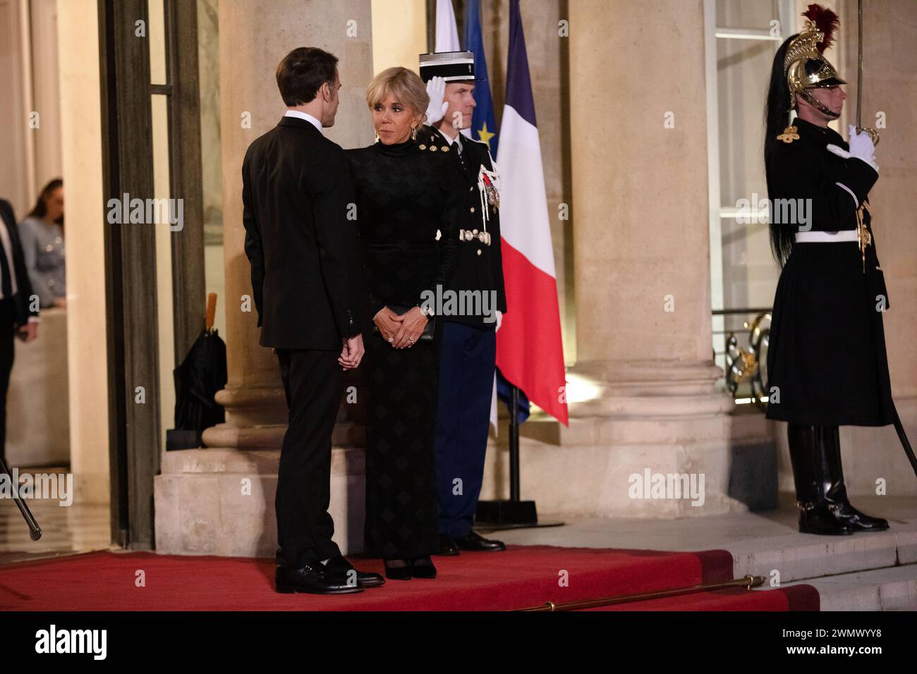 Paris, Frankreich, Dienstag, 27. februar 2024, Emmanuel Macron, französische Präsidentin, Frau Brigitte Macron, Credit Francois Loock / Alamy Live News Stockfoto