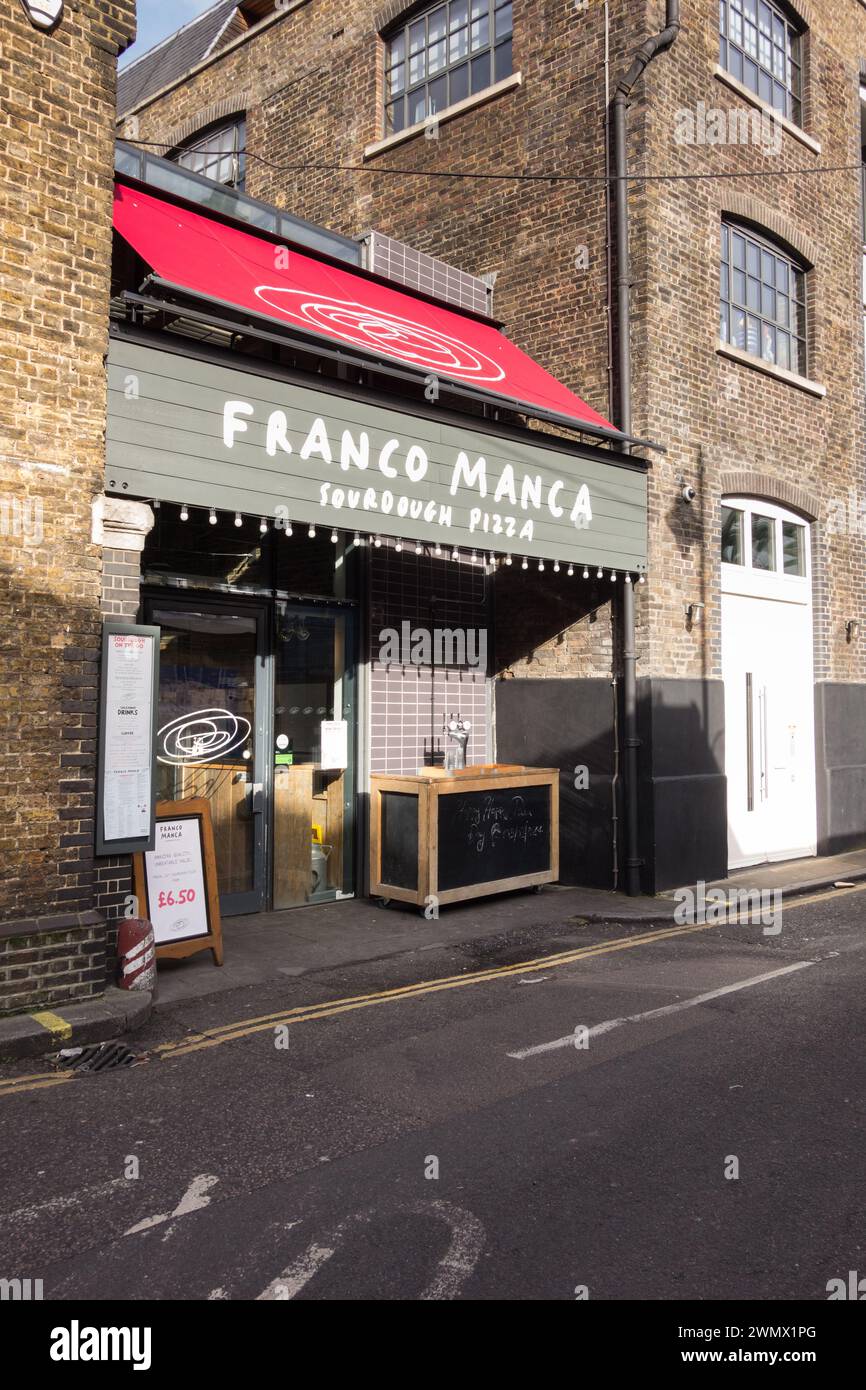 Franco Manca Pizzeria und Pizzeria, London Bridge, 15 Winchester Walk, London, SE1, England, Großbritannien Stockfoto