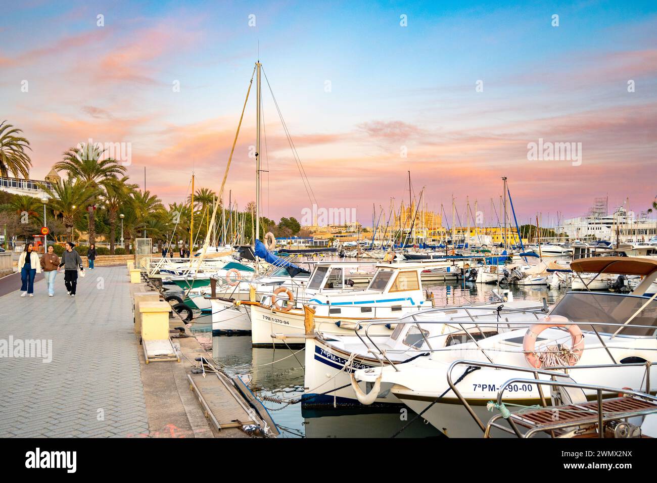 Palma, Balearen, Spanien, Yachten und Boote in einem Hafen von Palma ( Puerto de Palma), nur Editorial. Stockfoto