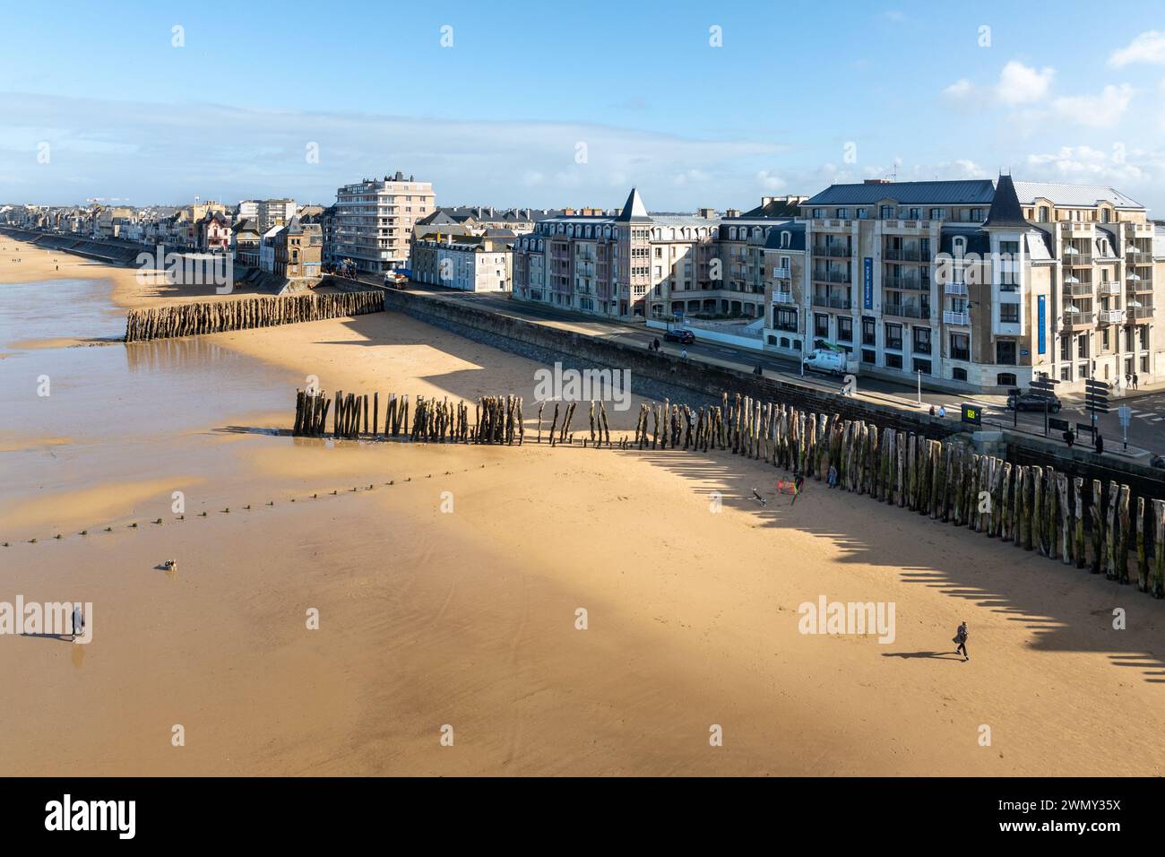 Frankreich, Ille et Vilaine, Saint Malo, Flut und Sturm Karlotta (aus der Vogelperspektive) Stockfoto