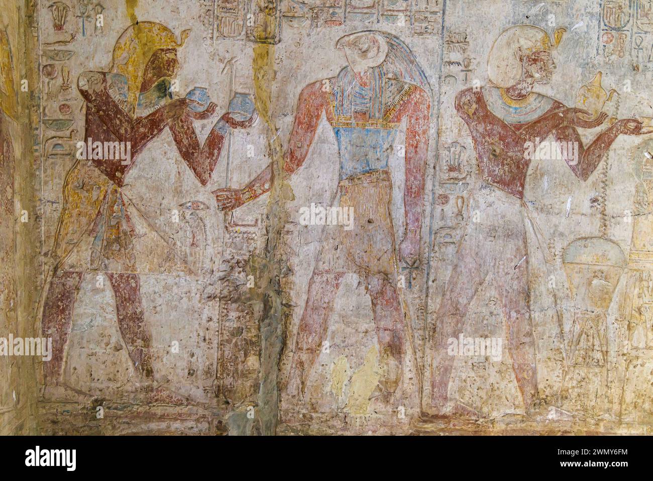 Ägypten, Assuan, nubische Denkmäler von Abu Simbel bis Philae, die von der UNESCO zum Weltkulturerbe erklärt wurden, Tempel Beit el Wally, gemalt mit niedrigem Relief an einer Wand Stockfoto
