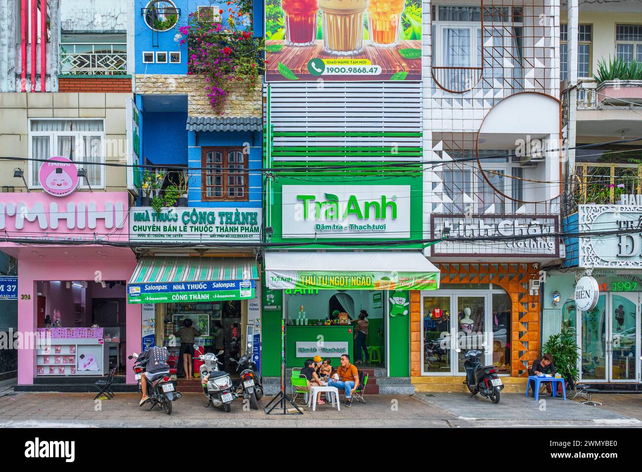 Vietnam, Mekong Delta, Can Tho, enge Gebäude des Tan an Bezirks Stockfoto