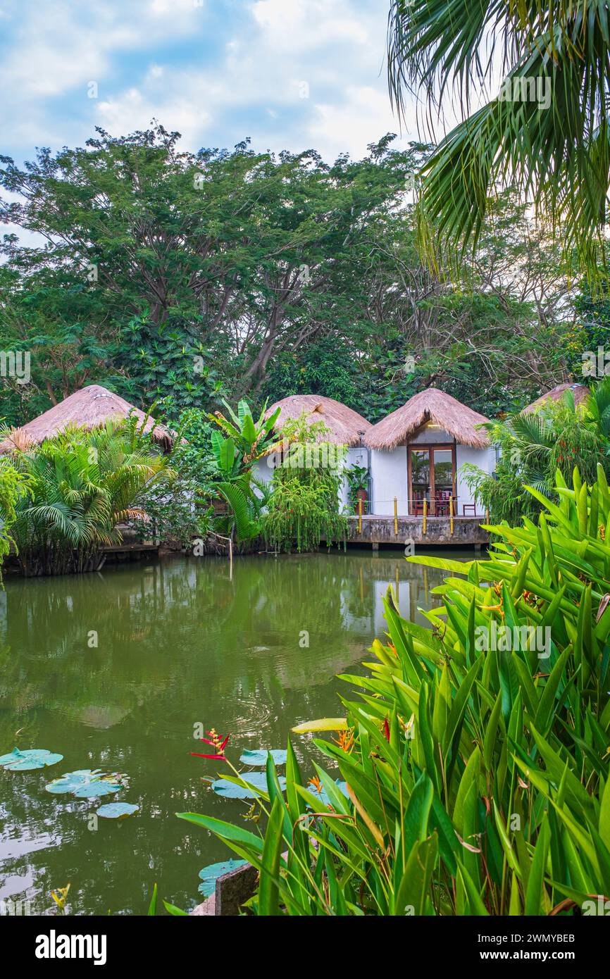 Vietnam, Mekong Delta, Can Tho, Lua NEP Restaurant am Ufer des Flusses Hau Stockfoto
