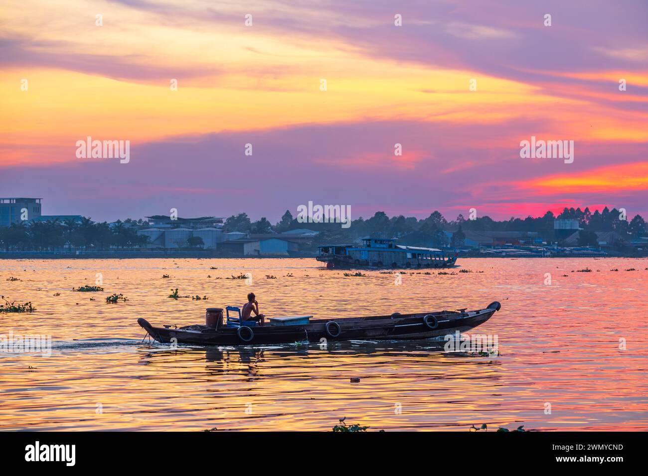 Vietnam, Mekong Delta, Provinz Vinh Long, eine Binh Insel, Sonnenuntergang auf dem Co Chien Fluss, Nebenfluss des Mekong Stockfoto