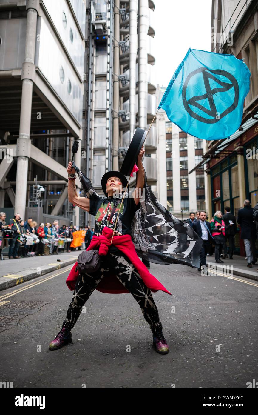 London, Großbritannien. 28. Februar 2024. Extinction Rebellion protestiert am zweiten Tag vor Lloyd’s of London. Anrede: Andrea Domeniconi/Alamy Live News Stockfoto