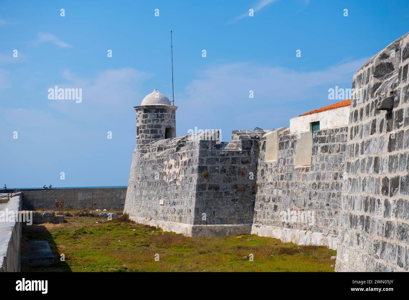 Castillo de San Salvador de la Punta Sentry Box an der Mündung des Hafens von Havanna in Old Havanna (La Habana Vieja), Kuba. Old Havanna ist ein Weltkulturerbe Si Stockfoto