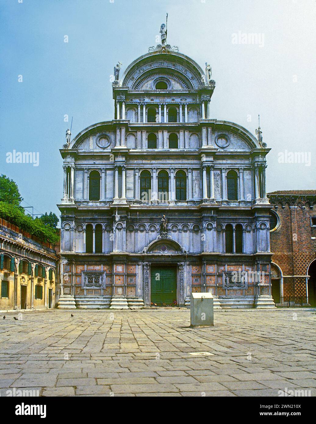 Venedig. Kirche San Zaccaria auf dem gleichnamigen campo, in der Nähe des Markusplatzes. (80er Jahre) Stockfoto