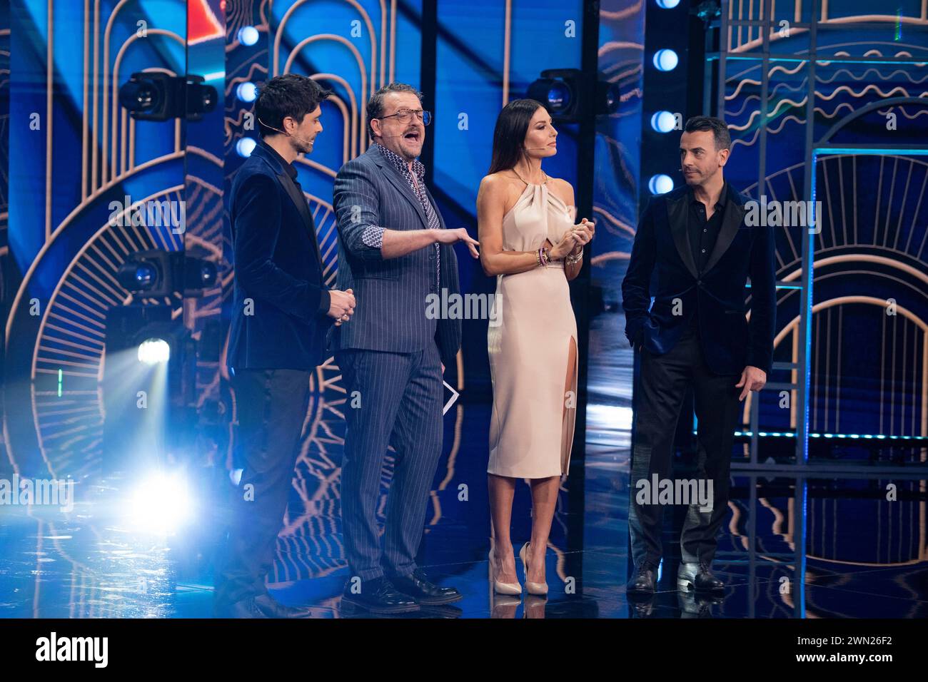 Neapel, Italien. 31. März 2022. Vincenzo Albano, Luigi Esposito, Rosario Morra (Gigi e Ross) und Elisabetta Gregoraci, die während der berühmten Comedy-Show „Mad in Italy“ im RAI-Auditorium von Neapel zu sehen waren. (Credit Image: © Francesco Cigliano/SOPA Images via ZUMA Press Wire) NUR REDAKTIONELLE VERWENDUNG! Nicht für kommerzielle ZWECKE! Stockfoto