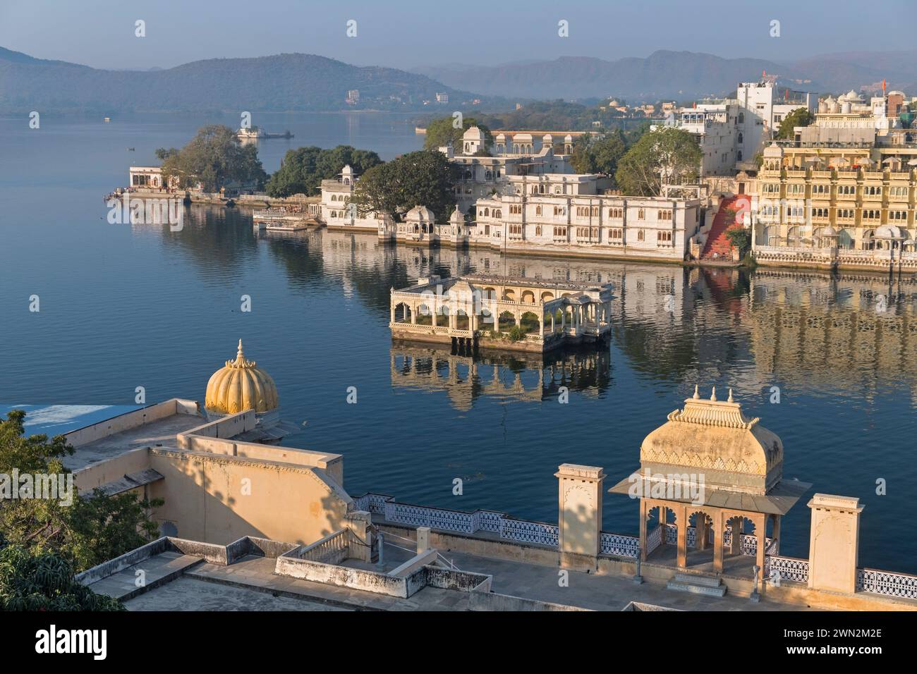 Blick auf den See Pichola Udaipur Rajasthan Indien Stockfoto