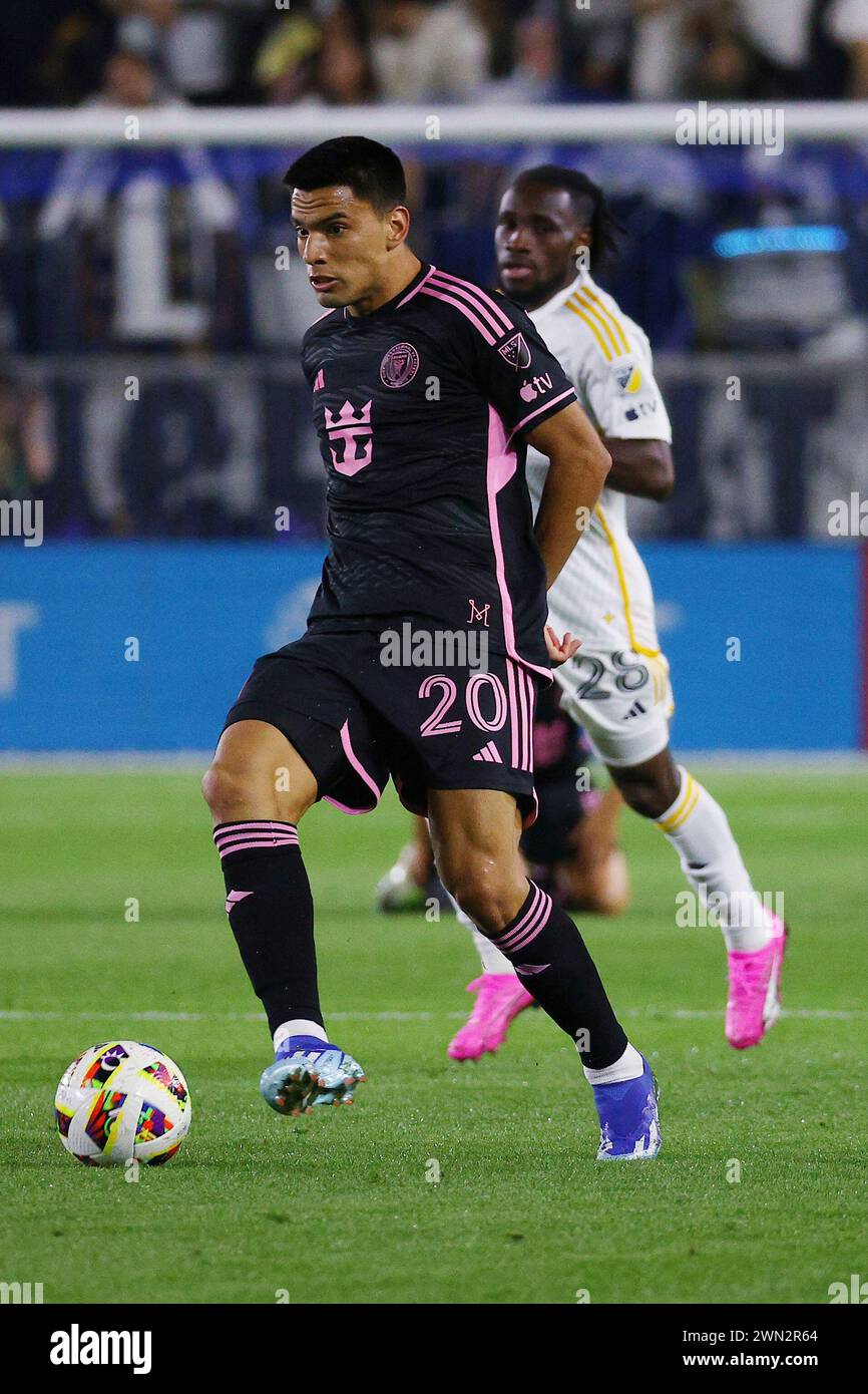Inter Miami CF midfielder Diego Gomez (20) dribbles the ball during an MLS soccer match against the Los Angeles Galaxy, Sunday, Feb. 25, 2024, in Carson, Calif. (Kevin Terrell via AP) Stockfoto