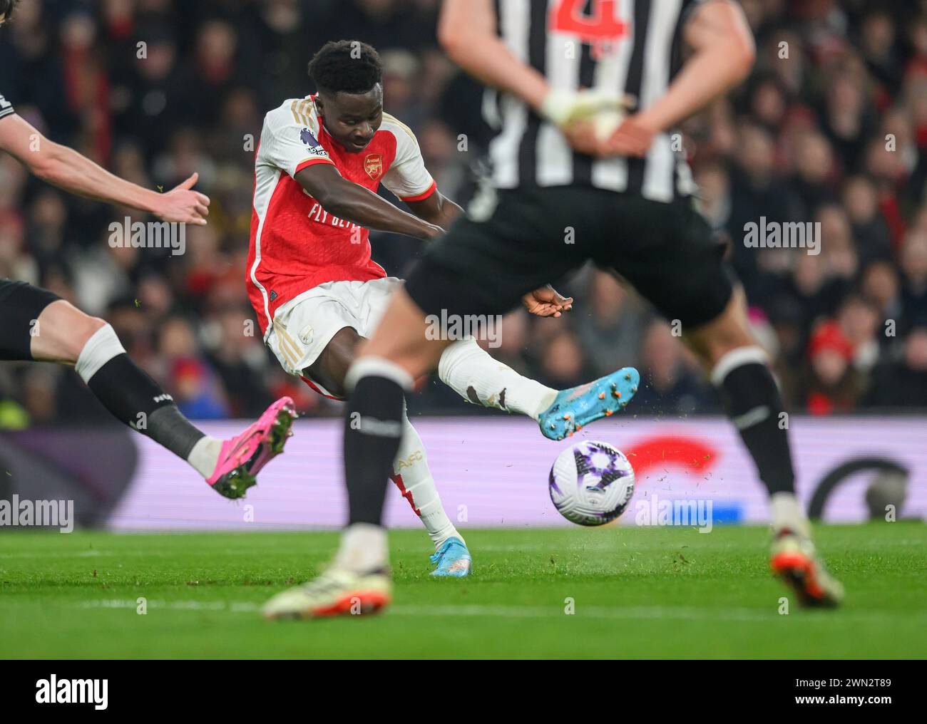 24. Februar 2024 - Arsenal gegen Newcastle United - Premier League - Emirates Stadium. Arsenals Bukayo Saka in Aktion. Bild: Mark Pain / Alamy Stockfoto
