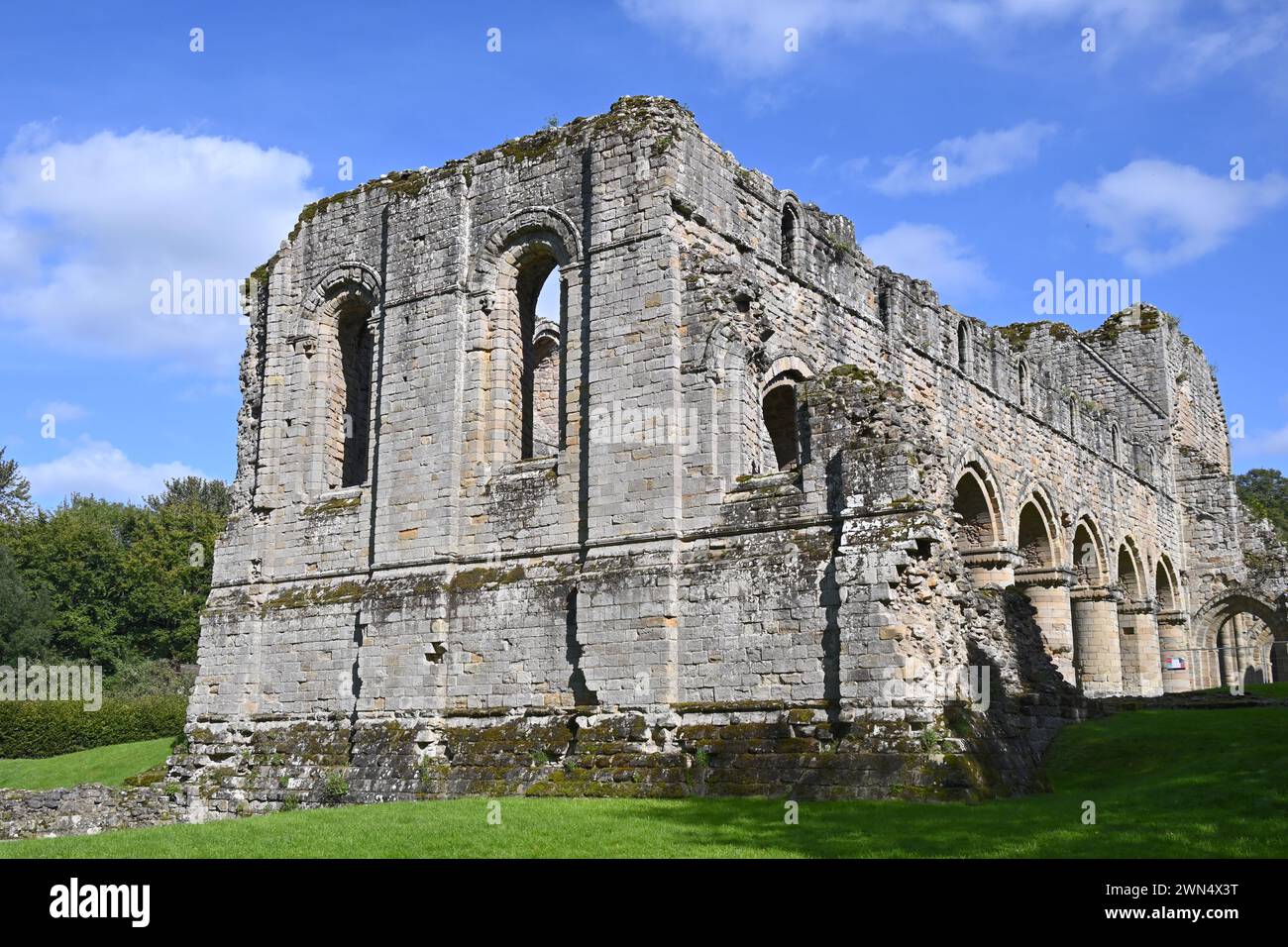 Ruinen des Zisterzienserklosters Buildwas Abbey, Shropshire Großbritannien September Stockfoto
