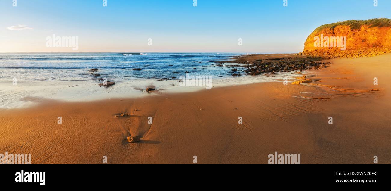 Am frühen Morgen in Bells Beach, Great Ocean Road, Victoria, Australien, Austragungsort des Rip Curl Pro Surfwettbewerbs Stockfoto