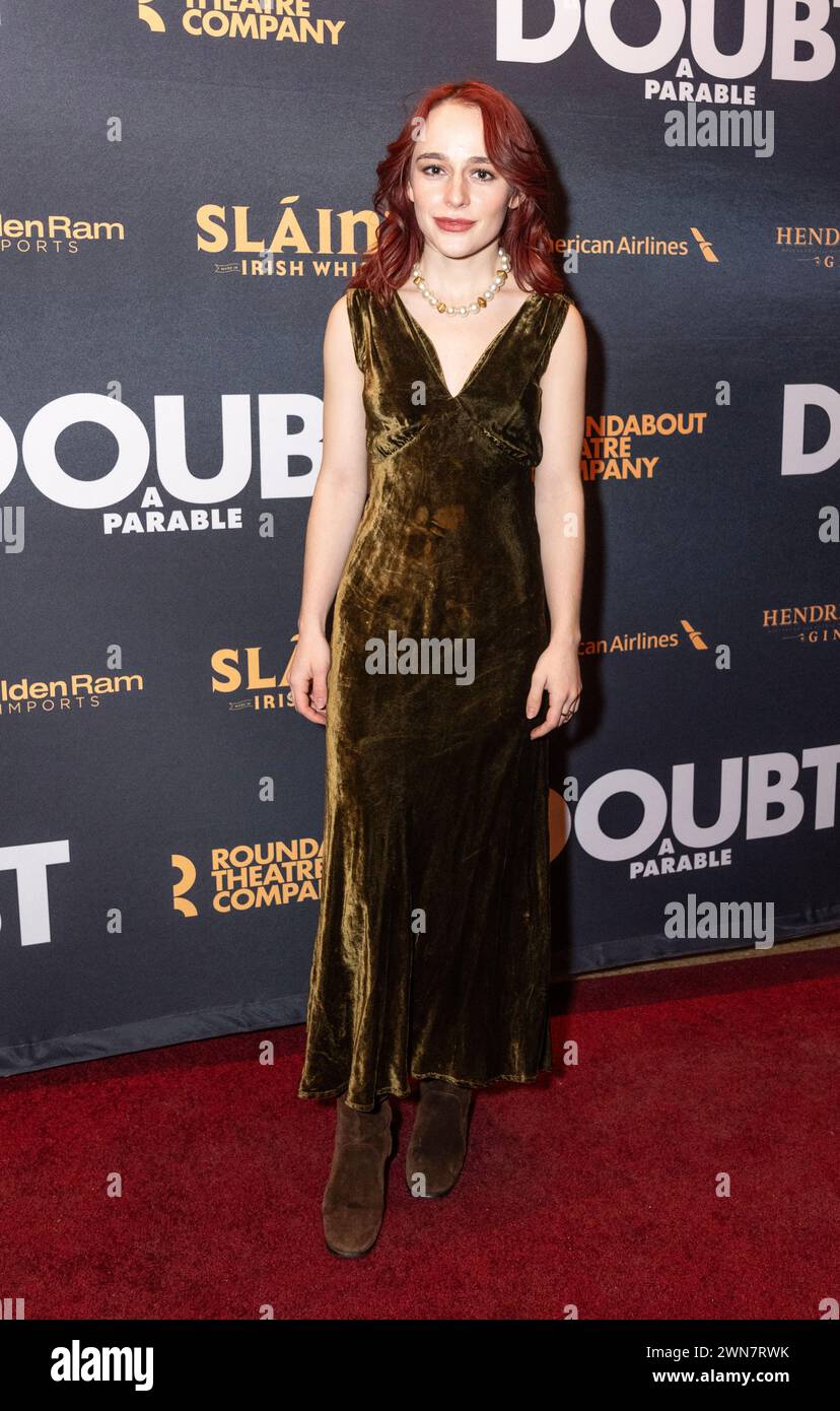 Sophia Anne Caruso besucht am 29. Februar 2024 die Eröffnungsnacht am Broadway für „Zweifel: A Parable“ im Todd Haimes Theatre in New York Stockfoto