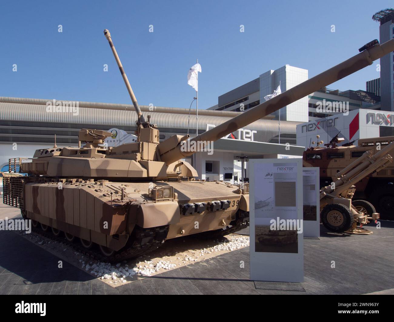 Abu Dhabi, VAE - 25. Februar 2015: VAE Armed Forces Leclerc MBT (Hauptkampfpanzer) auf der IDEX 2015 Stockfoto