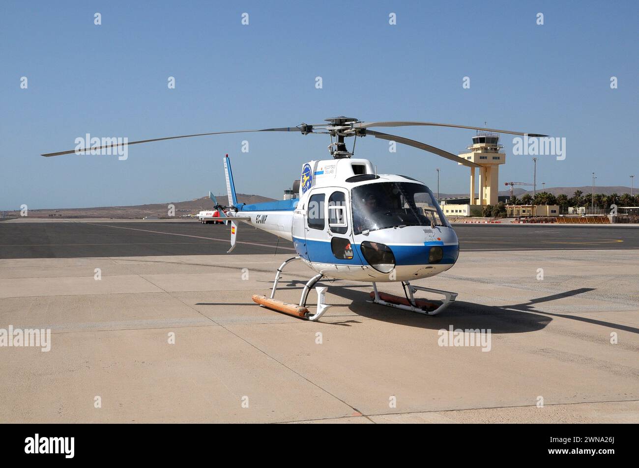 Hubschrauber am Südflughafen von Teneriffa, Kanarische Inseln Stockfoto