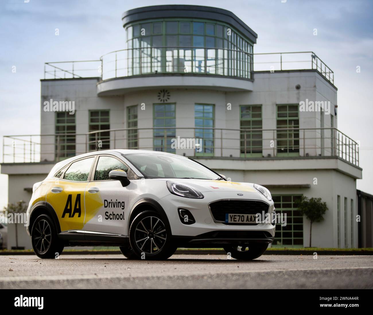 14/09/20 Ford Puma in AA Fahrschule Lackierung. Stockfoto