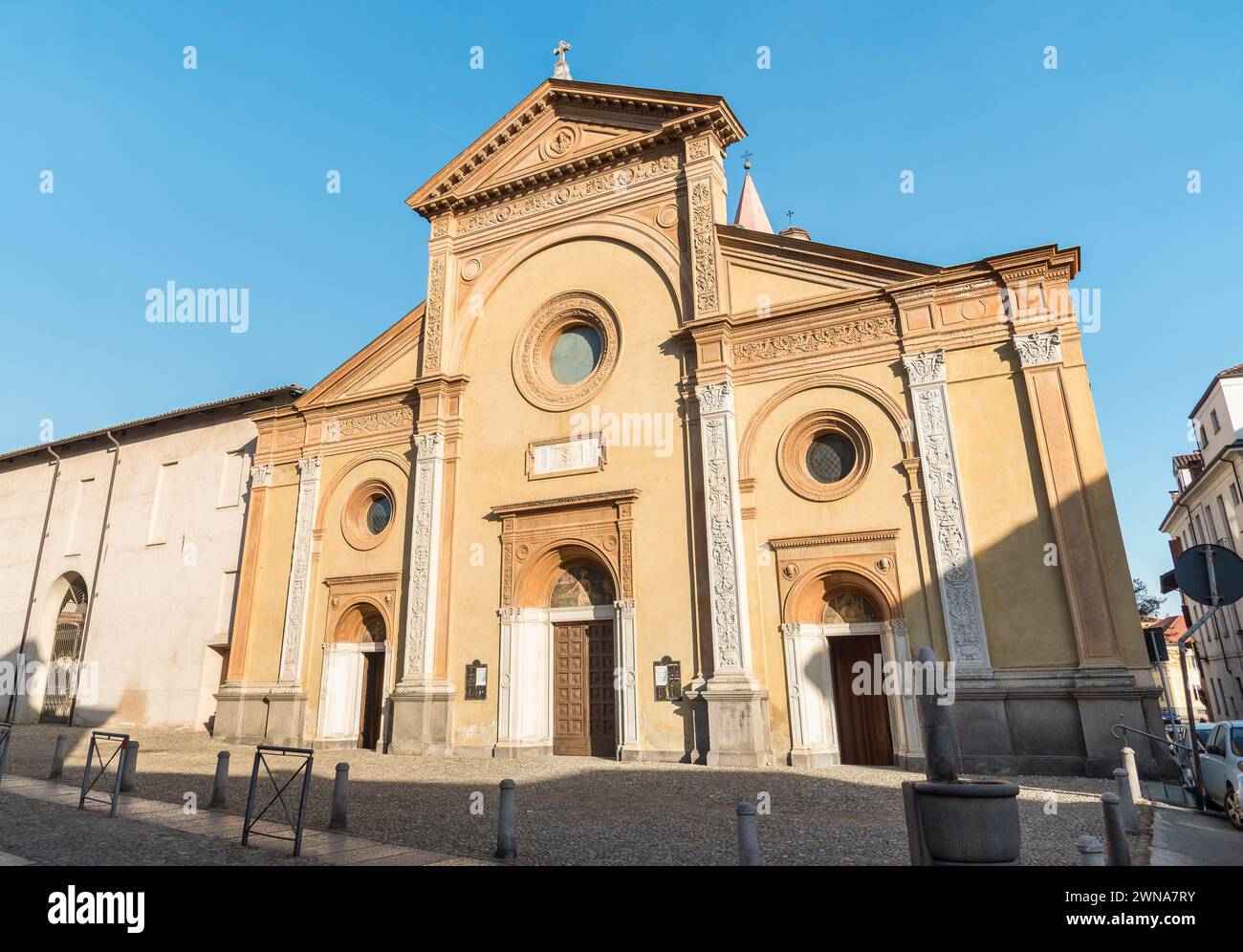 Blick auf die Basilika San Sebastiano im Zentrum von Biella, Piemont, Italien Stockfoto