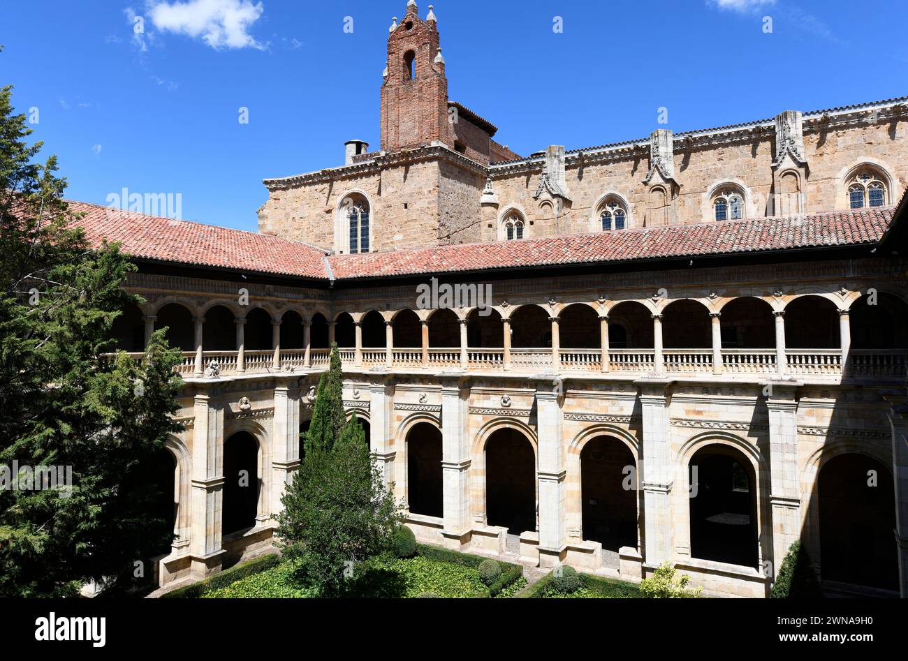 Hostal de San Marcos, Kreuzgang (16.-18. Jahrhundert). Leon, Castilla y Leon, Spanien. Stockfoto