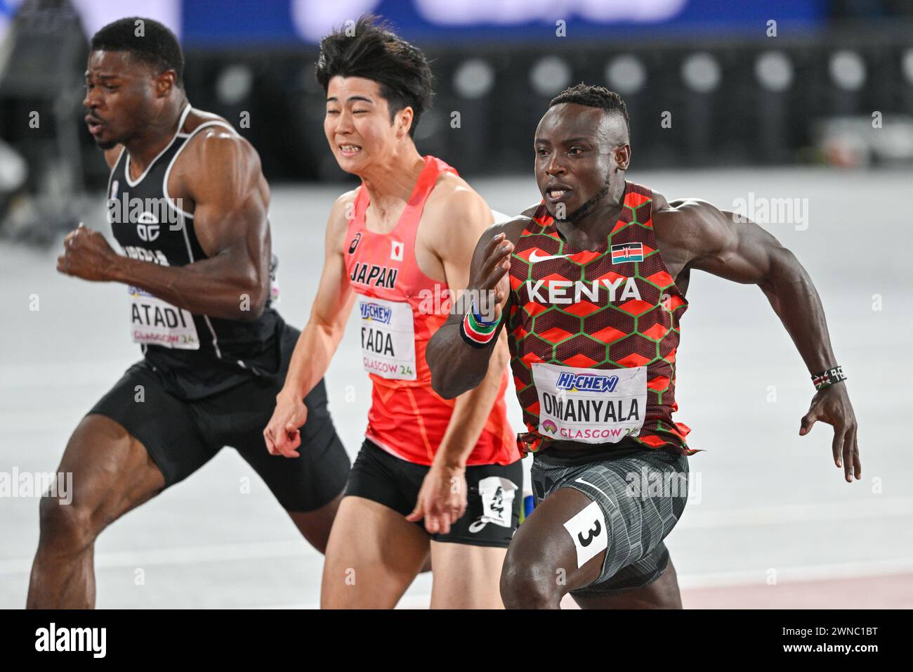 Glasgow, Großbritannien. März 2024. GLASGOW, VEREINIGTES KÖNIGREICH - 1. MÄRZ: Shuhei Tada aus Japan und Ferdinand Omanyala aus Kenia traten am 1. März 2024 in Glasgow in der Emirates Arena am 1. März 2024 in Glasgow, Vereinigtes Königreich an der 60-Meter-Strecke der Männer an. (Foto von Andy Astfalck/BSR Agency) Credit: BSR Agency/Alamy Live News Stockfoto