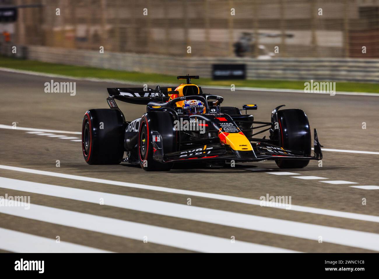 MANAMA, BAHRAIN, Bahrain International Circuit, 1. März 2024: Max Verstappen aus den Niederlanden und Oracle Red Bull Racing während der Formel 1 Bahrain Stockfoto